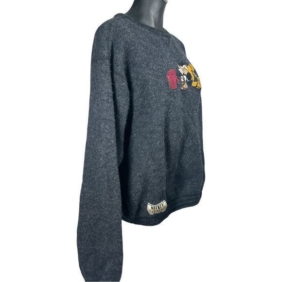 The Disney Store Vintage Black Wool Sweater Medium? Mickey Outdoors Pluto - Picture 3 of 12